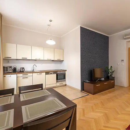 Rezidence Ostrovni Hotel apartamentowy 4*