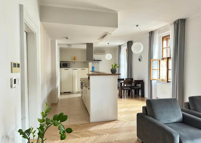 Rezidence Ostrovni 4*