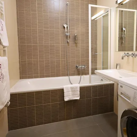 Rezidence Ostrovni 4*