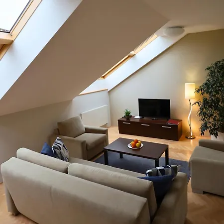 Rezidence Ostrovni 4*