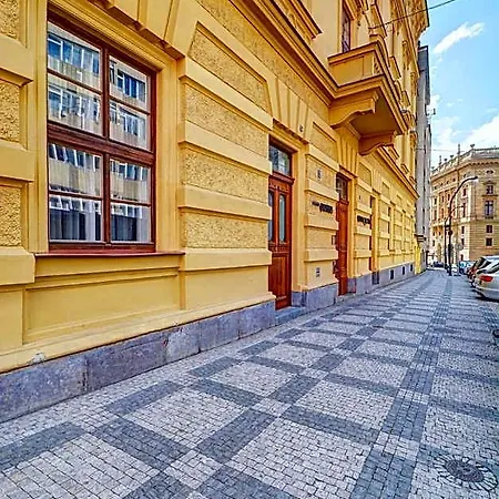 Rezidence Ostrovni 4*