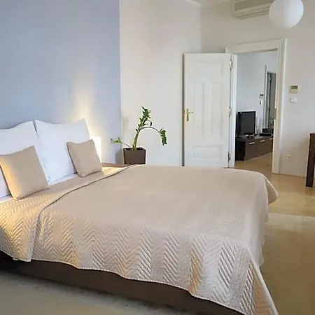 Aparthotel Rezidence Ostrovni