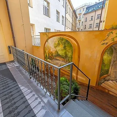 Aparthotel Rezidence Ostrovni 4*