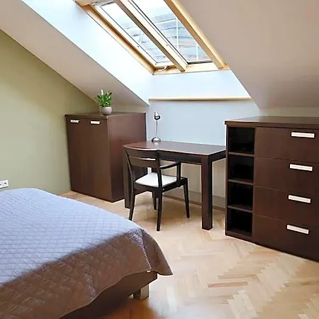 Rezidence Ostrovni Aparthotel 4*