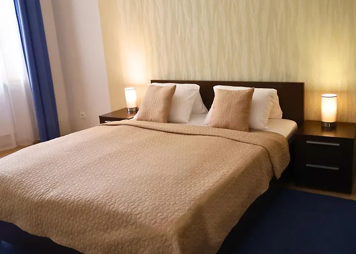 מלון דירות Rezidence Ostrovni 4*