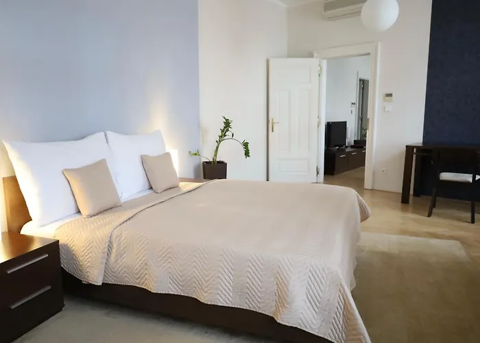 Rezidence Ostrovni 4*